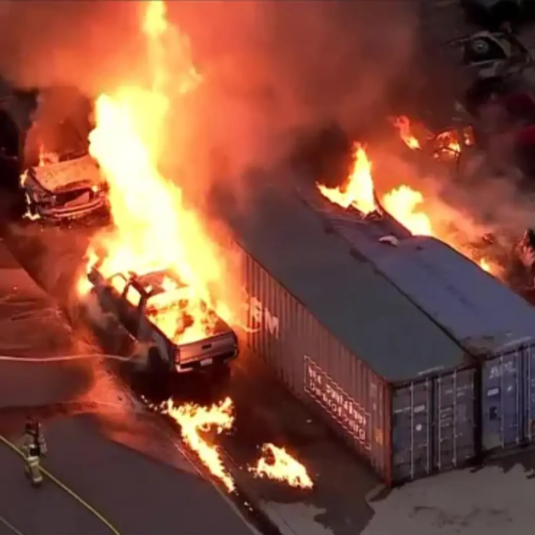 Los Angeles County, EUA, teve um acidente de helicóptero que resultou na morte de 3 pessoas. Sem saber quem operava ou …