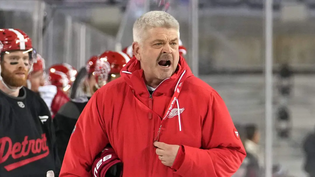 Todd McLellan lidera as odds de coach a ser demitido na NHL com 3/2, antes mesmo da temporada começar. Isso levanta a q…