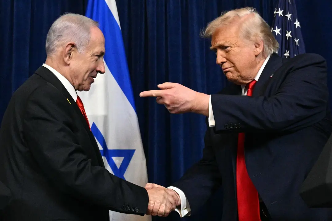 Pacote de armas de US$ 2,8 bilhões tá sendo preparado pelos Estados Unidos para Israel. Isso reforça o apoio contínuo d…