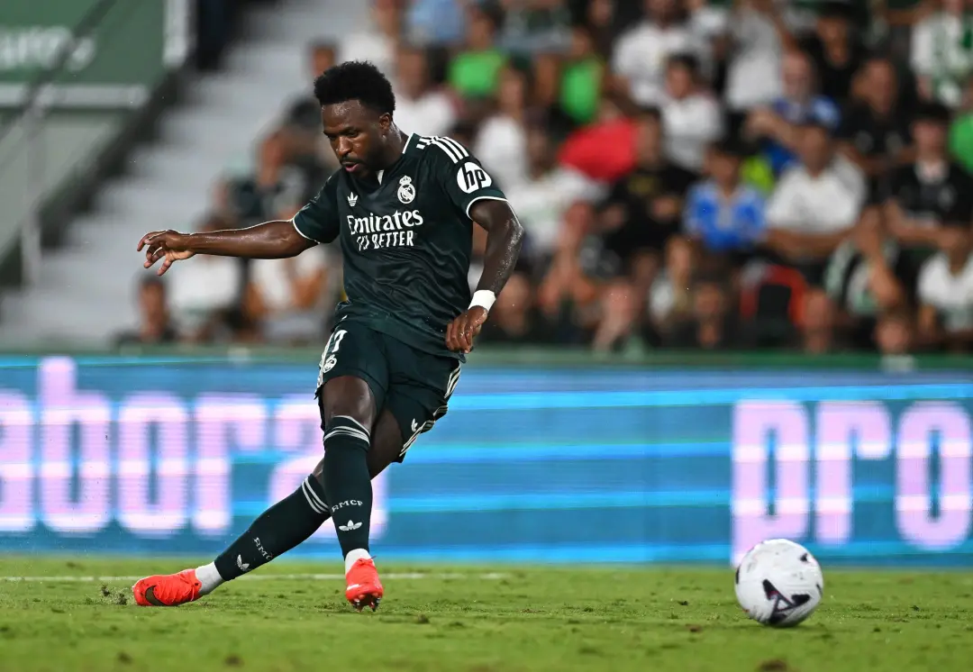 Vinicius Jr. admitiu que teve dificuldade em finalizar as jogadas contra o Elche, chegando a perder duas chances claras…