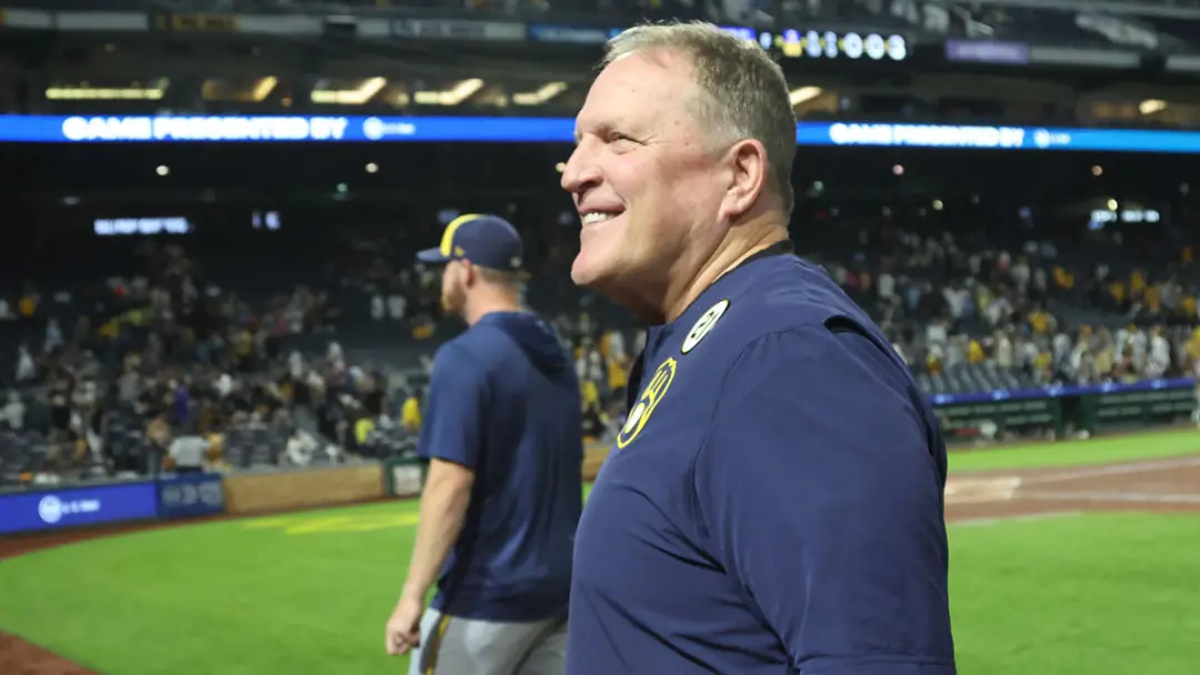 Milwaukee Brewers garantiu mais um titulo do NL Central com uma vitoria de 5 a 1 sobre o Pirates. O sucesso do time mos…