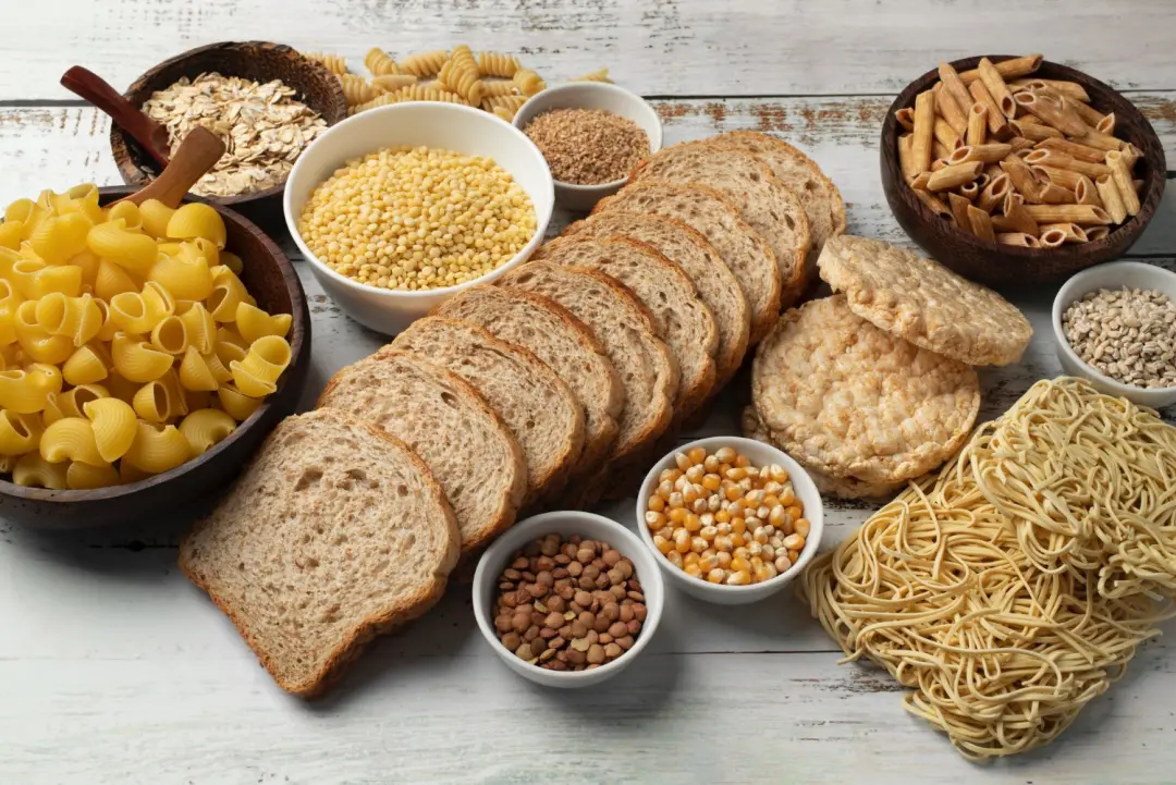 Pão, arroz, batata e frutas foram retirados do prato de muitos com o foco em emagrecer. Essa mudança no foco da culpa, …