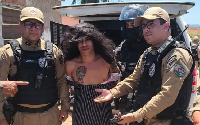 Jorlan Alves da Silva, suspeito de 16 homicídios, foi preso na Paraíba depois de fugir vestido de mulher. A tentativa d…