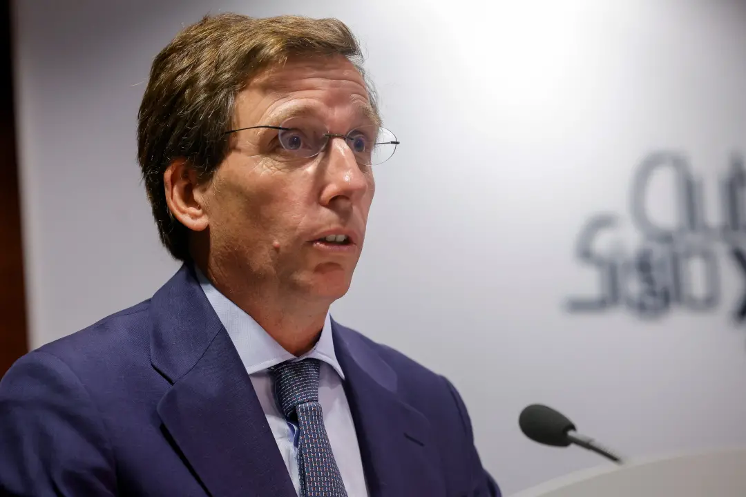 O prefeito de Madrid revisa o apoio do Consistorio ao Festival de las Ideas, achando lamentável o que ocorreu com o pat…
