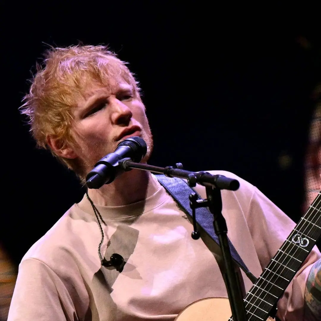 Ed Sheeran tem a turne Loop com vários artistas de apoio saindo após o Macklemore se retirar. Parece que essa união de …