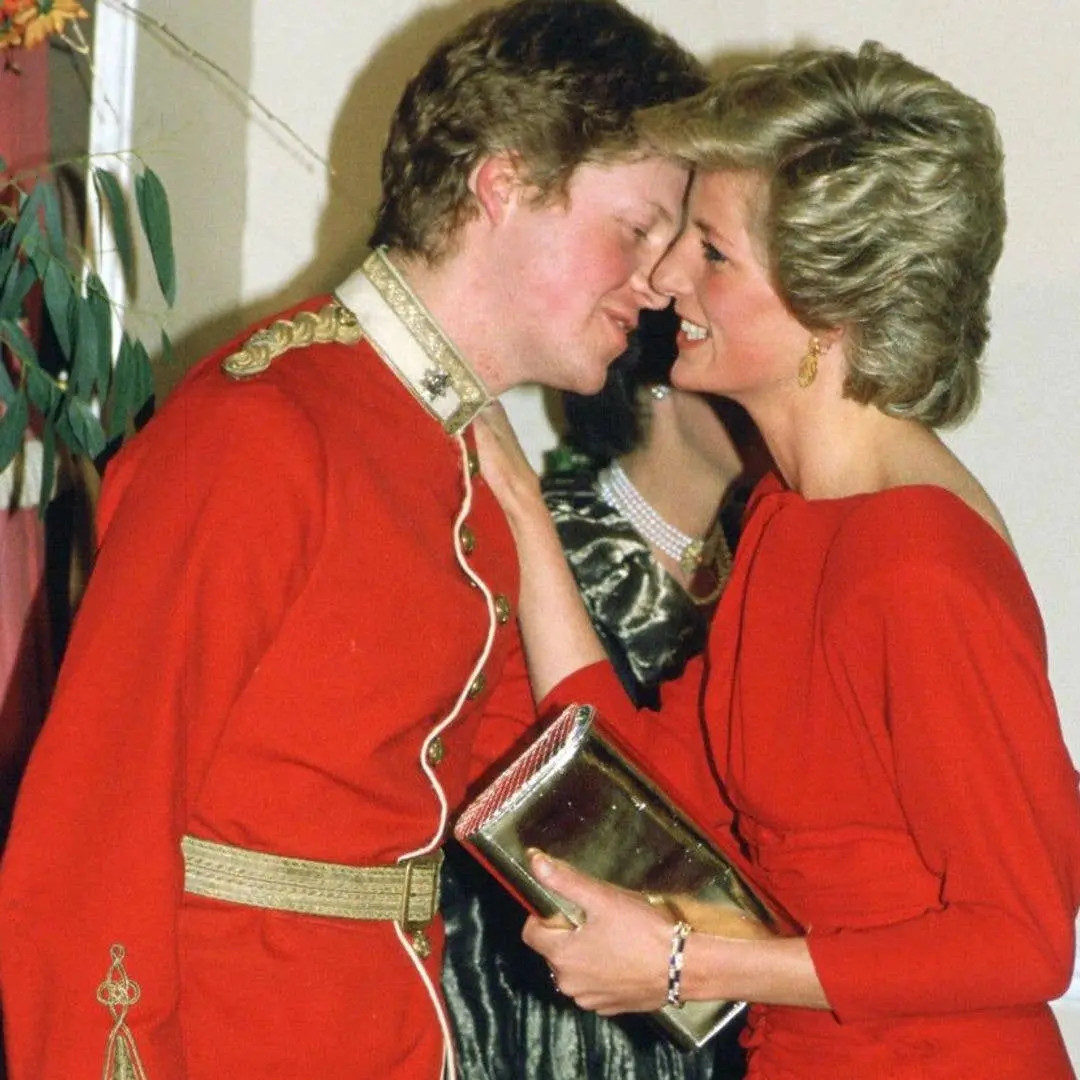 Livro de Earl Spencer sobre Princesa Diana sumiu em uma busca. É uma perda de material histórico, porque essas obras co…