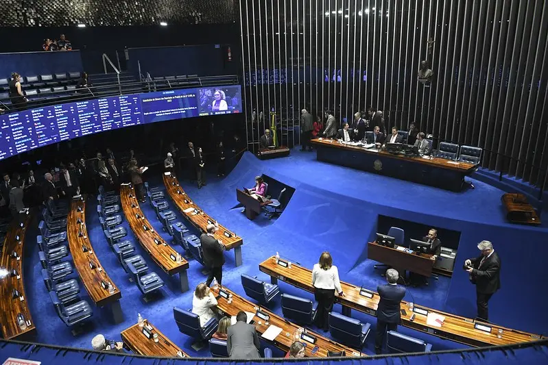 Sessão do STF definiu novo sentido para a disputa do Senado em outubro. A falta de clareza sobre a investigação de conv…