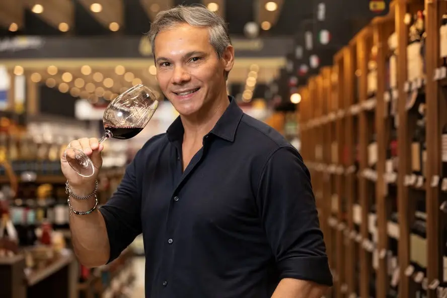 300 rótulos de vinhos de produtores internacionais chegam para o Guanabara Wine Festival em setembro e outubro. Curto e…