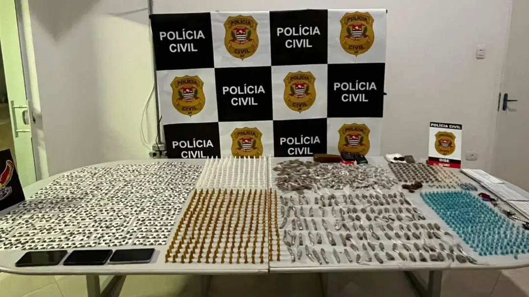 Jacareí teve um homem preso com 3,8 quilos de drogas em operação da Dise. A apreensão, que incluiu maconha, cocaína e c…