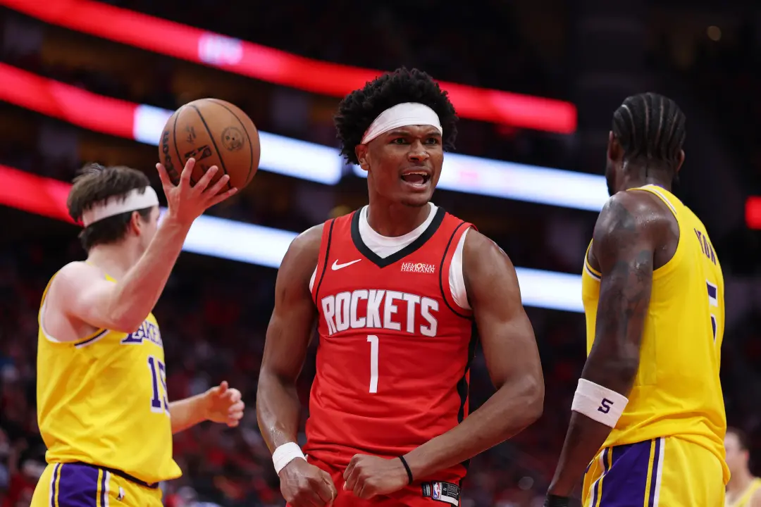 Rockets colocam Amen Thompson entre os dez jogadores mais valiosos da NBA segundo métricas internas. Eu pondero que a a…