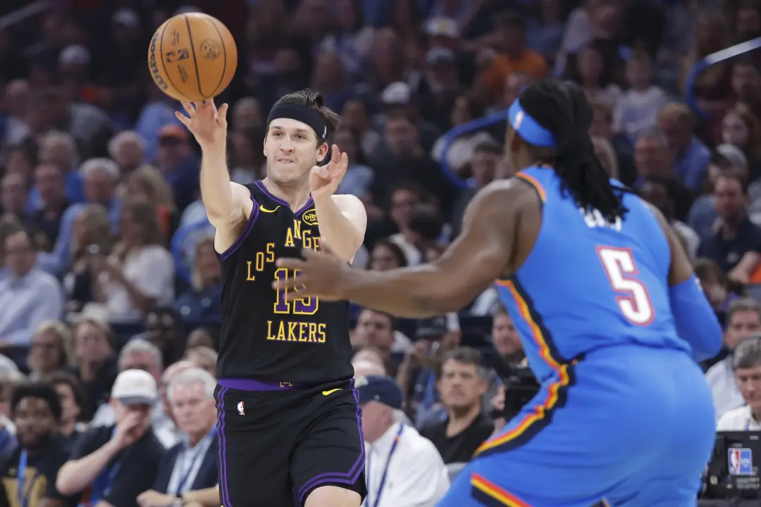 Lakers tentou oferecer aos Austin Reaves um salário anual na faixa dos 30 milhões de dólares no início, mas isso foi co…