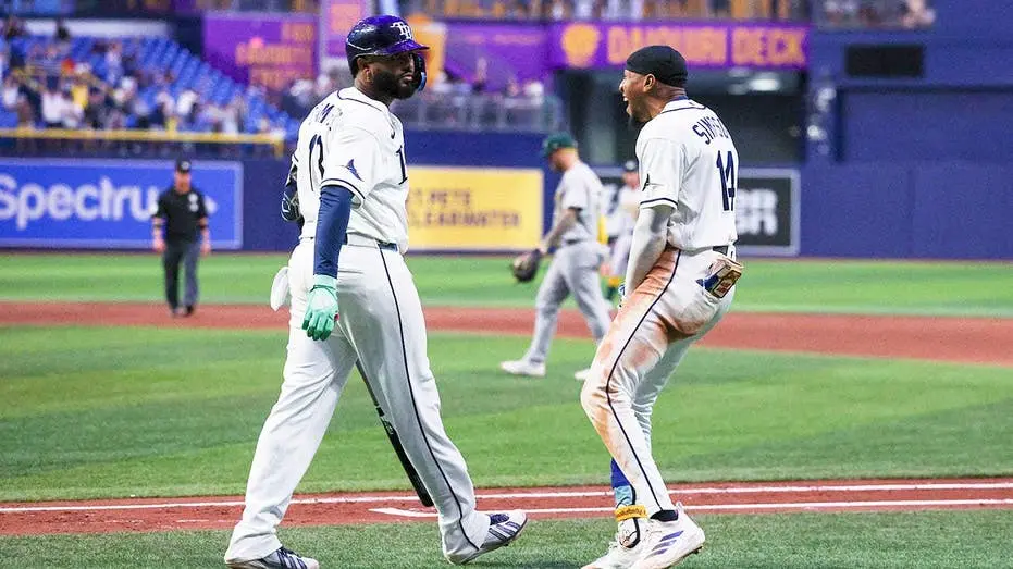 Caminero fez seu segundo home run de despedida em cinco dias, marcando o 41o da temporada contra os A’s. É impressionan…