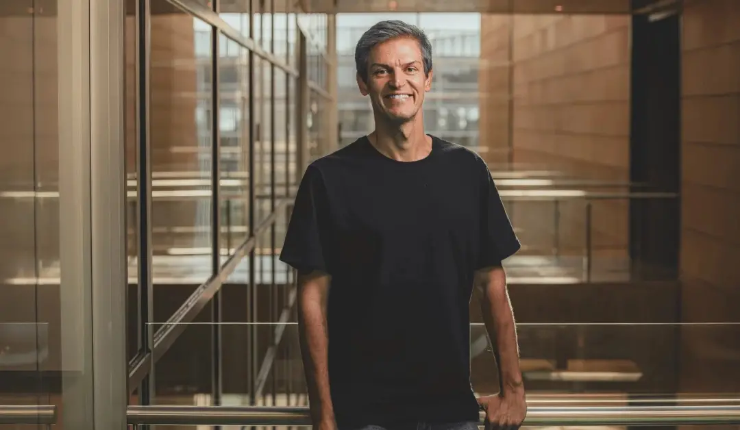 Starian foca em verticalização em 2026, pausando M&As após a rodada de 640 milhões. A estratégia de aprofundar os 14 pr…