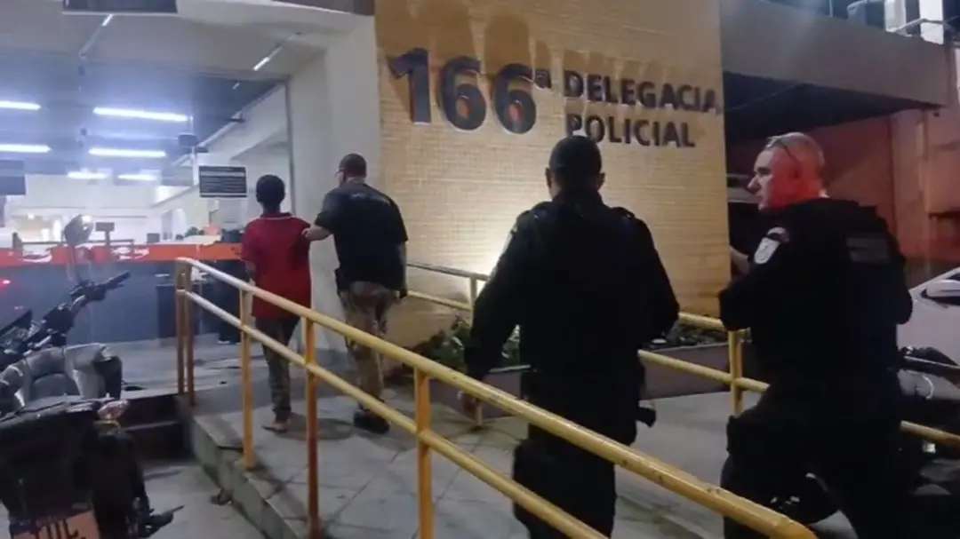 Angra dos Reis tem mulher presa por suspeita de homicídio qualificado. Ela ajudou a monitorar a vítima que foi atraída …