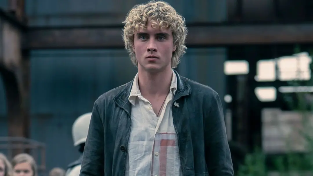 Haymitch Abernathy enfrenta 47 tributos no novo trailer de The Hunger Games Sunrise on the Reaping. A intensidade do jo…