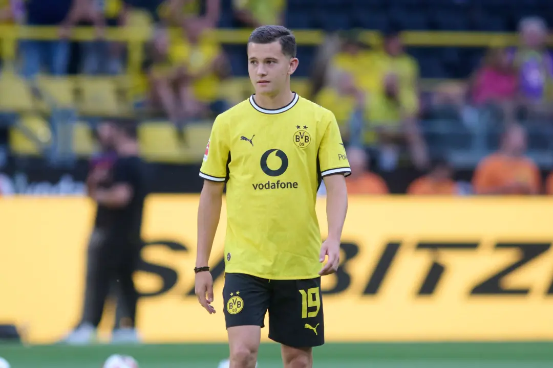 Konstantinos Karetsas voltou a treinar com o Borussia Dortmund após problemas circulatórios. Um retorno importante pra …