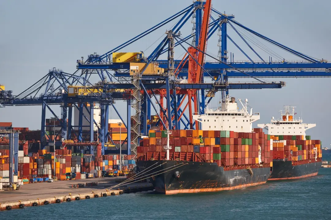 Goiás fechou agosto com corrente comercial de US$ 1,7 bilhão, com US$ 1,14 bilhão em exportações. Esse avanço mostra a …