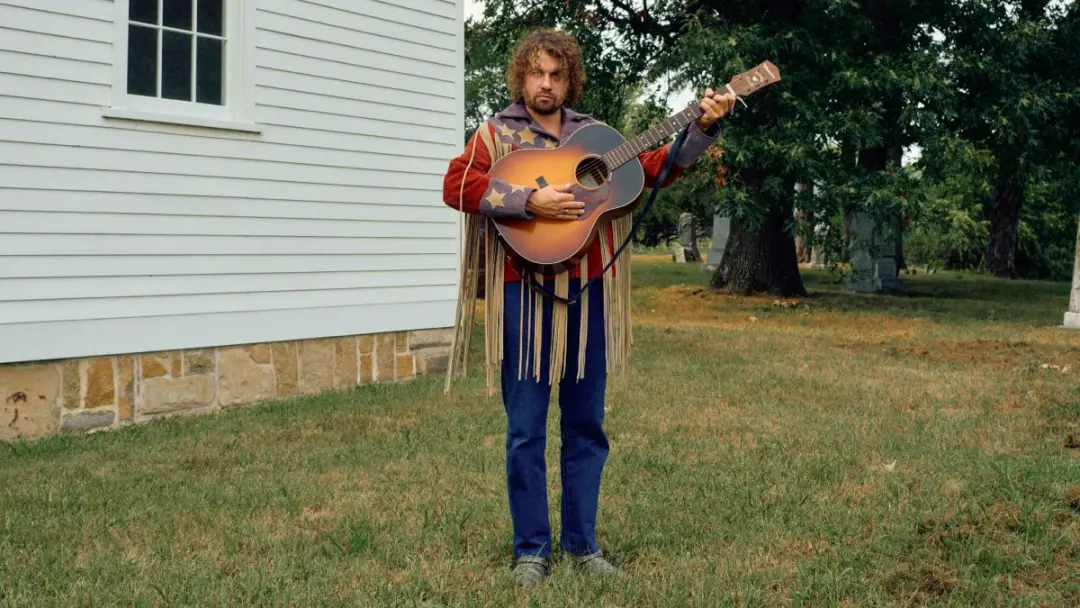 Kevin Morby lançou o single novo PBJ quatro meses após o álbum de estúdio. A parceria com Justin Vernon na guitarra e A…