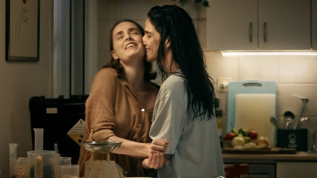 O filme Our Loves, dirigido por Avi Nesher, estreia no Festival de Toronto com atores conhecidos contando sobre o traum…