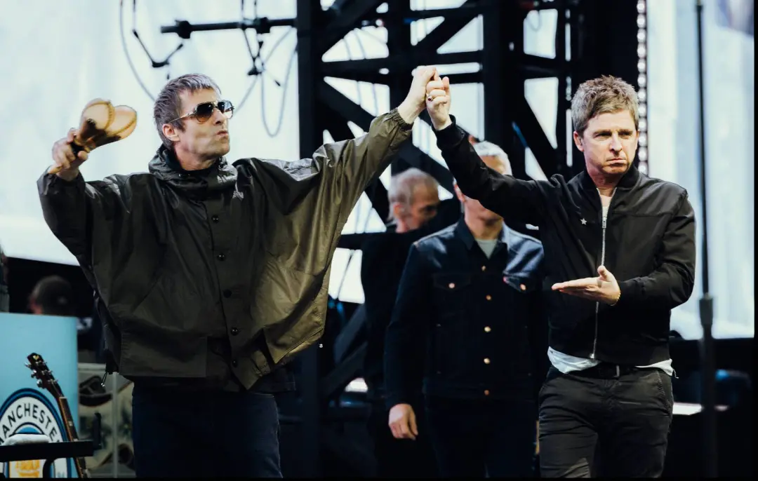 Paris, segundo relato, pode ter um show do Oasis do tour Live 27 cancelado por obras de transporte público na cidade. P…