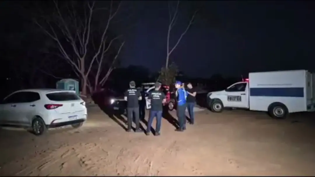 Ossada possivelmente humana foi encontrada em área de obras no bairro Ipase, em Várzea Grande, MT. É um caso sério e a …