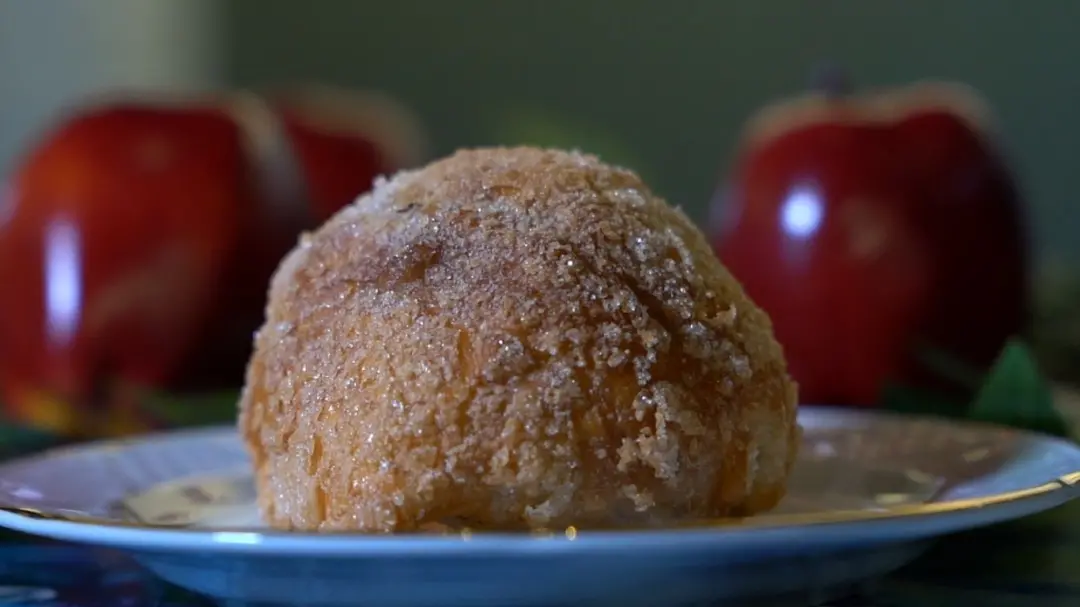 Applebol, sobremesa típica holandesa, aparece no quadro Sabor de Casa, com receita do empresário Lucas Apis. Achei inte…