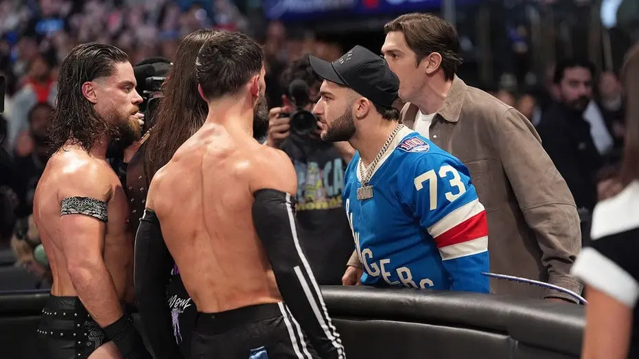 Rey Mysterio disse que não tem problema com celebridades entrando no wrestling, porque eles veem a arte e respeitam o t…