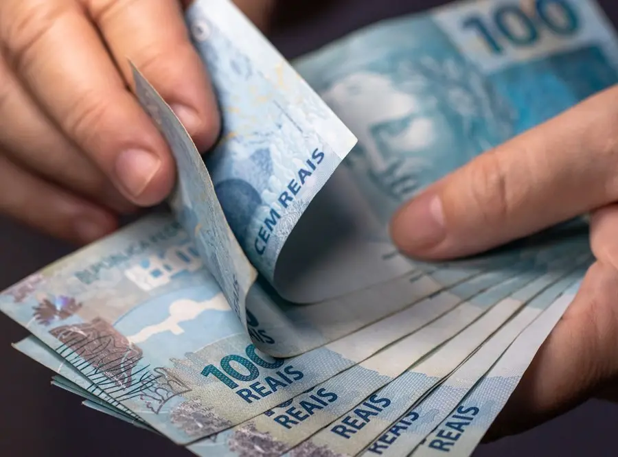 Ofertas no mercado de capitais caíram 16% em um ano, chegando a R$ 48,8 bilhões em agosto. A queda nas debêntures e FII…
