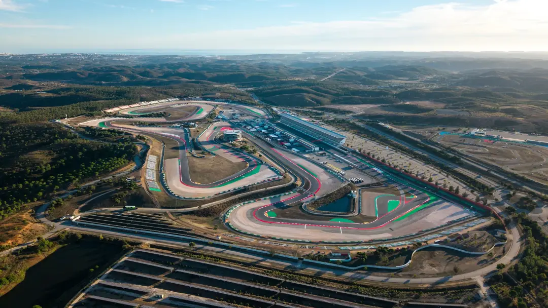 Dez sprints em 2027 na Fórmula 1, com retorno de Portugal e Turquia no calendário. Aumentar as corridas curtas eleva a …