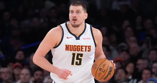 Nuggets, com Adam Mares, discutiu o futuro do time após a derrota para os Wolves e o que esperar com DeMar DeRozan. É i…