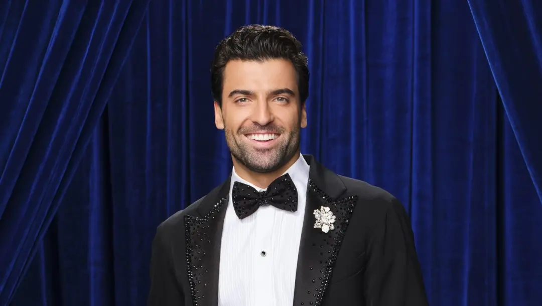 Jan Ravnik, antigo dançarino da Taylor Swift, voltou para a temporada 35 do Dancing With the Stars junto com Tatyana Al…