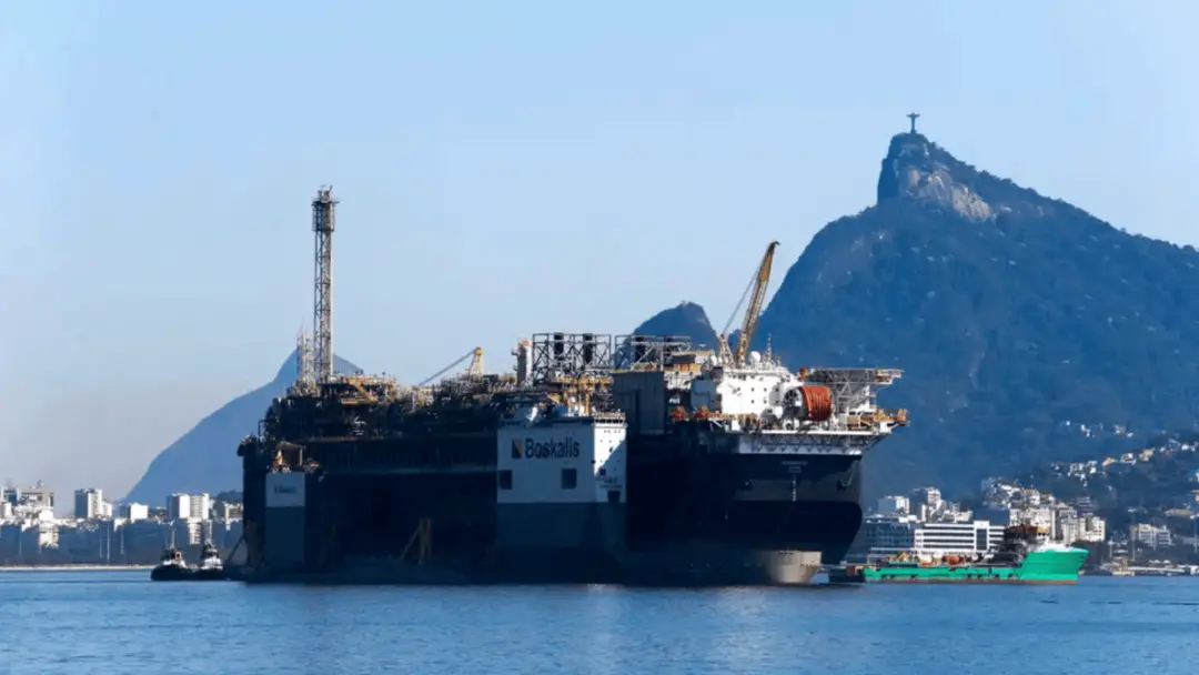 Queda de quase 4% no Brent, aos US$ 104,91, porque os estoques subiram inesperadamente nos EUA. A incerteza do Oriente …