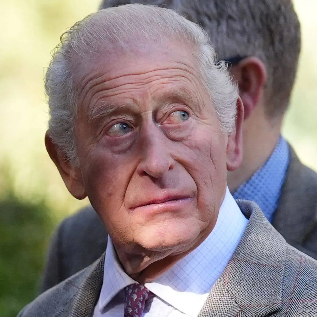 Cairngorms, na Escócia, sofreu um grande incêndio que causou destruição. O Rei Charles e a Rainha Camilla agradeceram o…