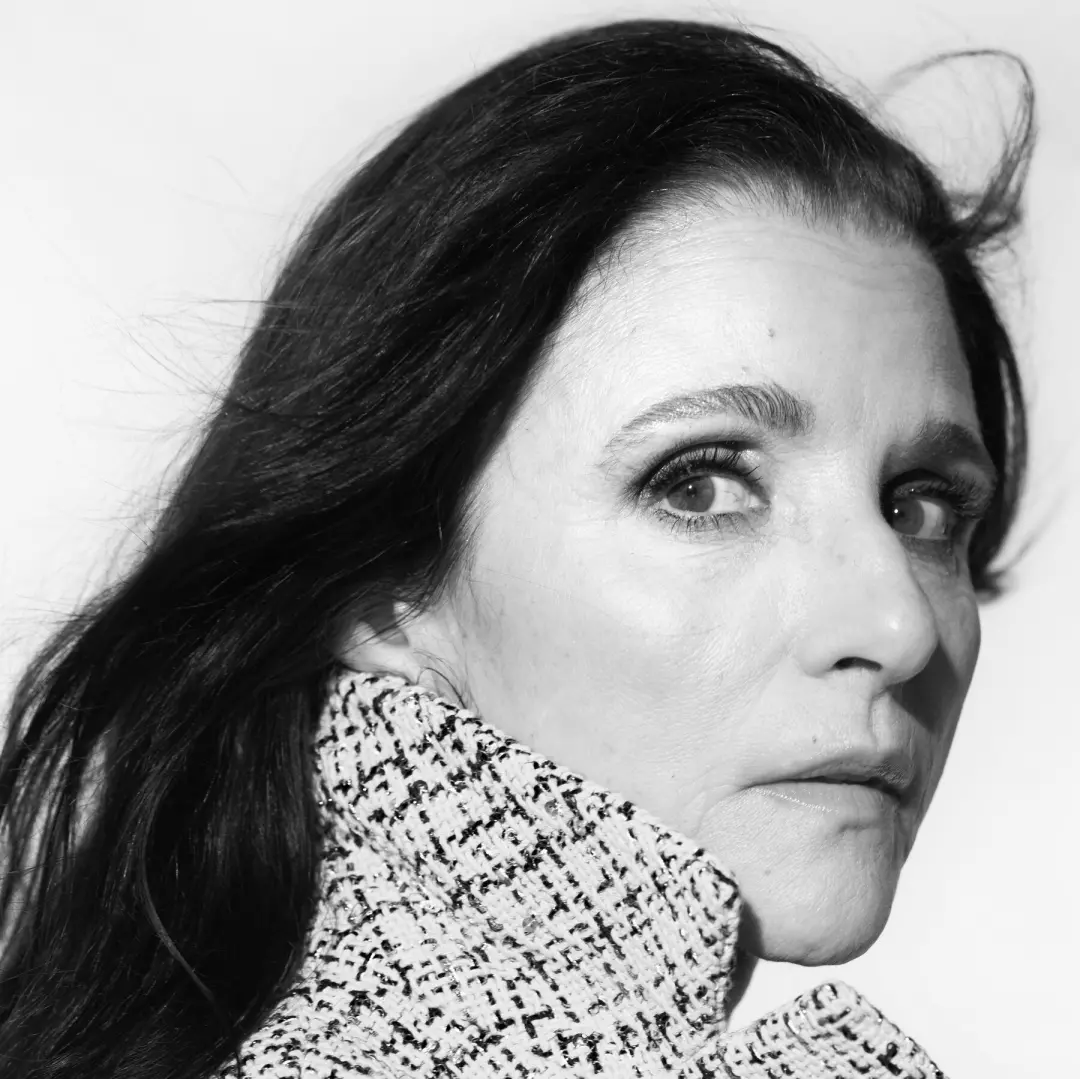 Julia Louis-Dreyfus volta para Broadway com Other Desert Cities. Depois de mais de quatro décadas fora do palco, ela qu…