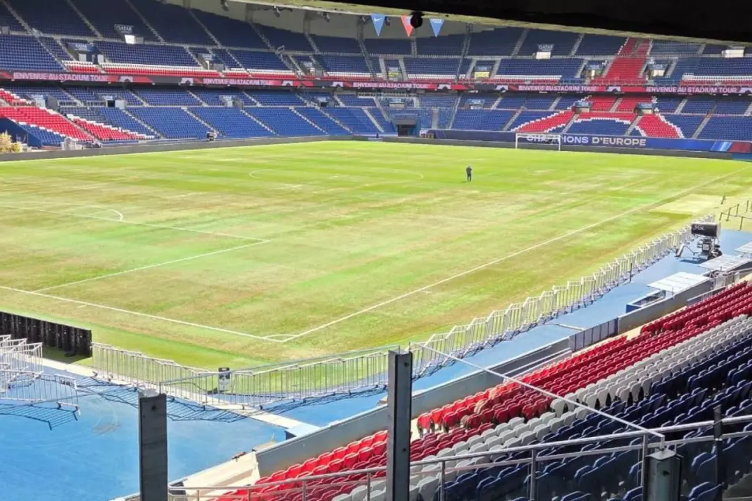 Rennes quer jogar a volta contra o PSG em casa, mesmo após o primeiro jogo ter sido no Parc des Princes. Eles alegam qu…