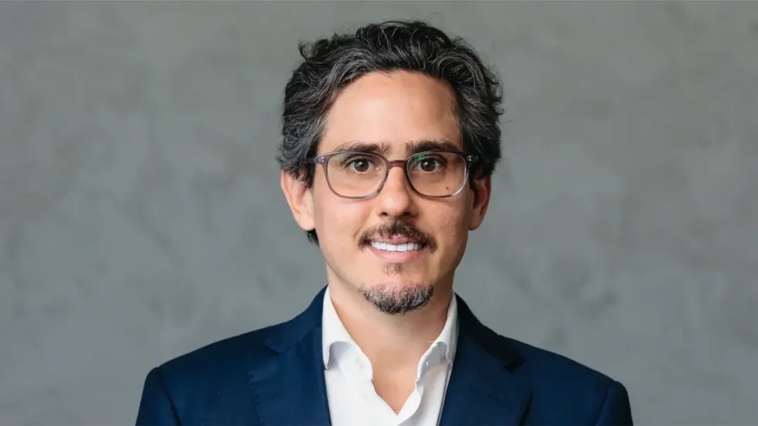 Fernando Antonio Kulnig Cinelli contesta pedido de recuperação judicial do grupo Apex Partners, no Espírito Santo. A al…