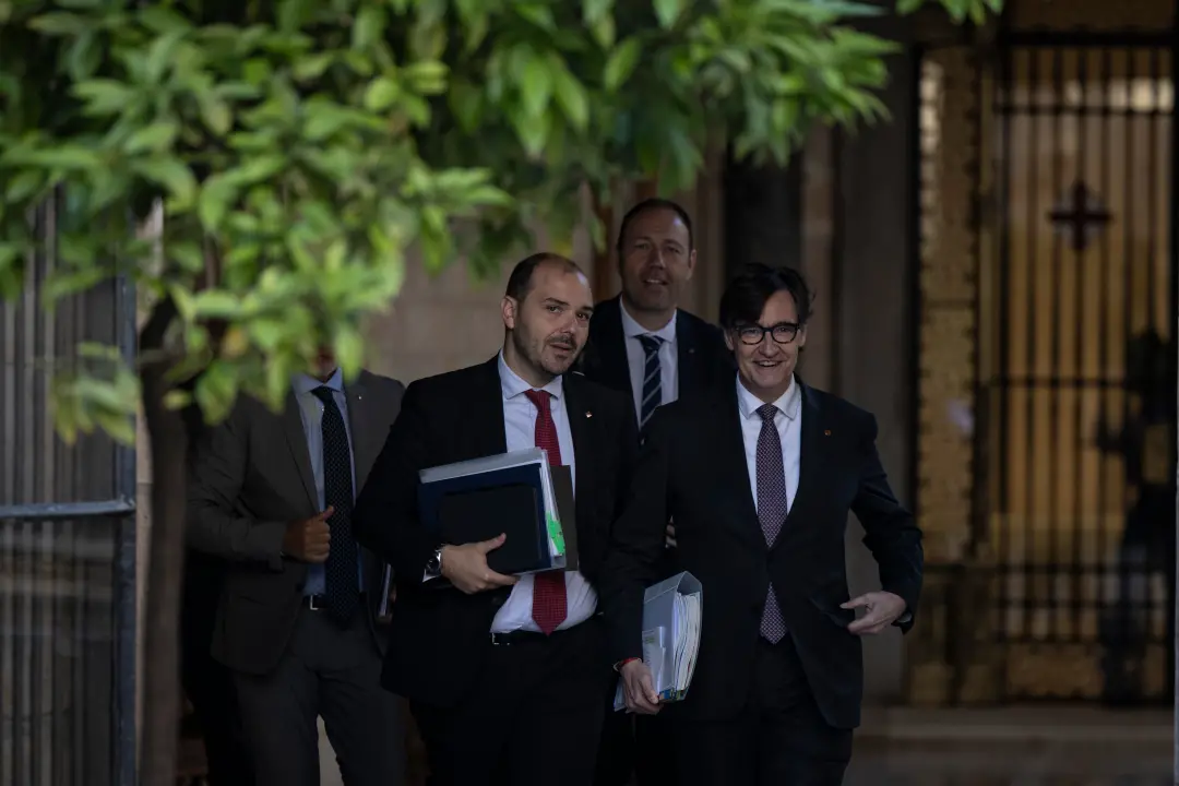 Catalunha garante um dia de folga por feriado caindo em sábado para funcionários públicos, até 14 dias por ano. É um av…