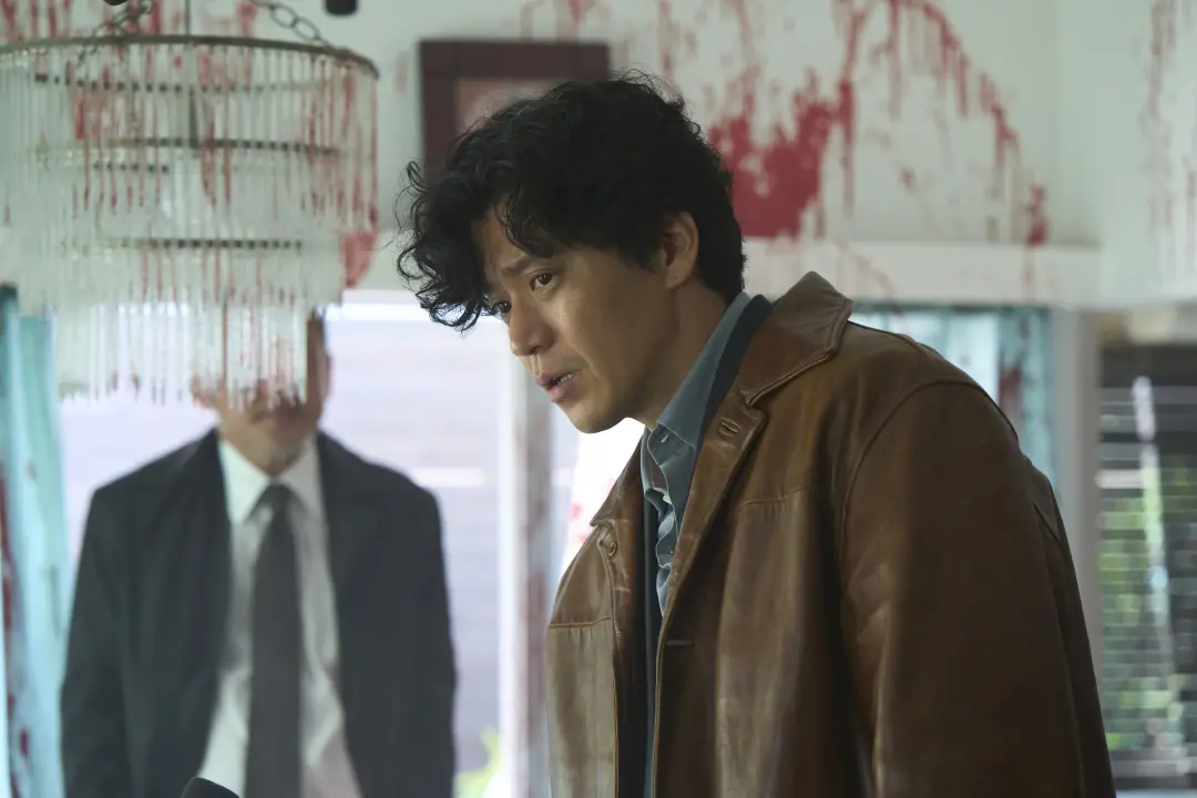 Takashi Miike fez sua estreia em Bad Lieutenant: Tokyo na estreia mundial, chegando como uma estrela de rock. A postura…