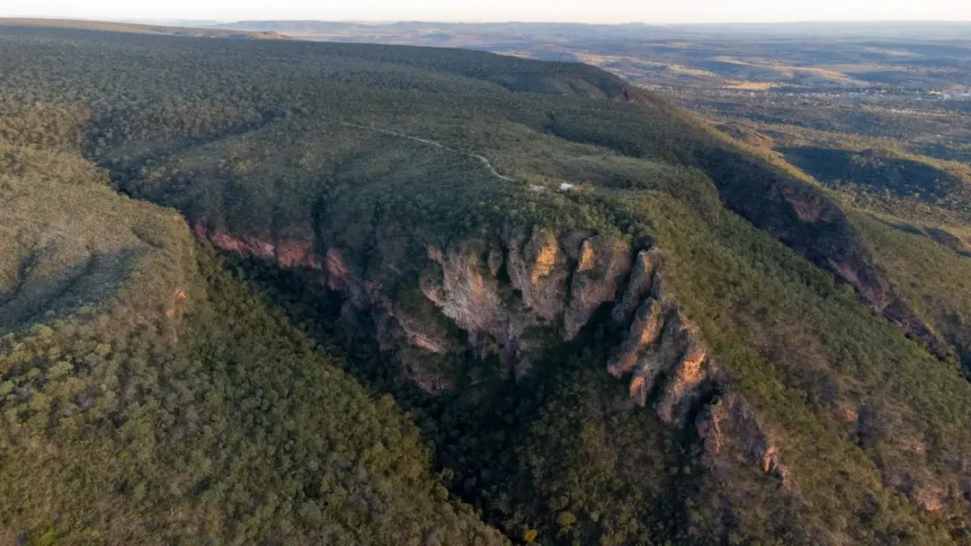 Parque da Serra de Caldas Novas pode ir para iniciativa privada por 35 anos em contrato de R$ 221,3 milhões. A ideia de…