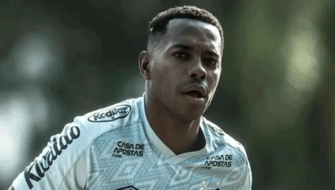 Robinho teve mais 72 dias de remição da pena, somando 301 dias abatidos em menos de um ano. Isso veio por trabalho, est…