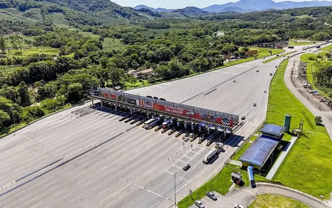 Aumento de pedágio da Arteris Litoral Sul para R$ 5,90 nas rodovias entre Santa Catarina e Paraná. O MPF tá investigand…