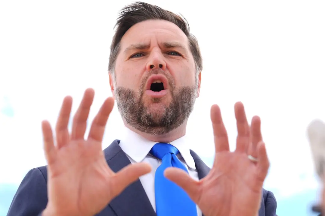 JD Vance pediu voto aos eleitores porque o vice presidente e o Partido Republicano nao demonstram muita confiança nas e…
