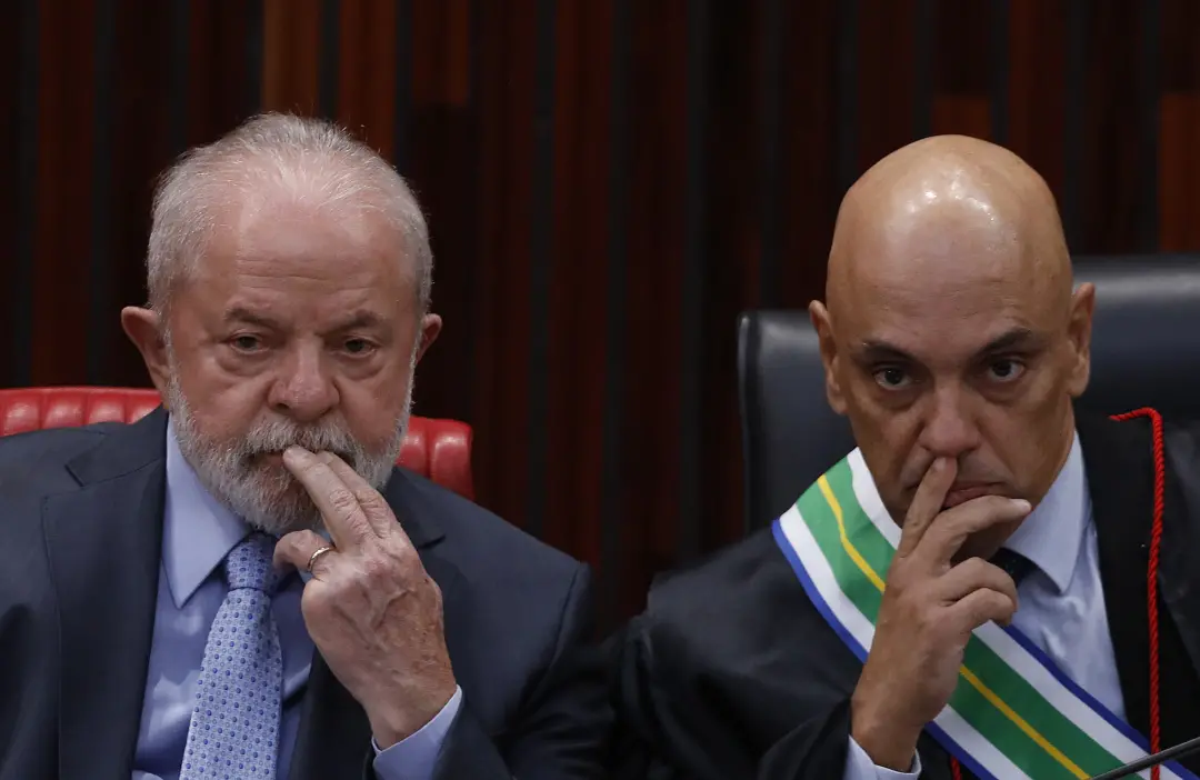 Marco Aurélio de Carvalho quer afastar Alexandre de Moraes do colo do presidente, pedindo explicações sobre o caso Mast…