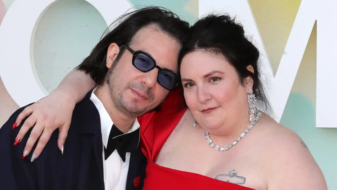 Lena Dunham e Luis Felber receberam uma menina, o primeiro filho deles, por meio de barriga de aluguel. É um ato de vid…
