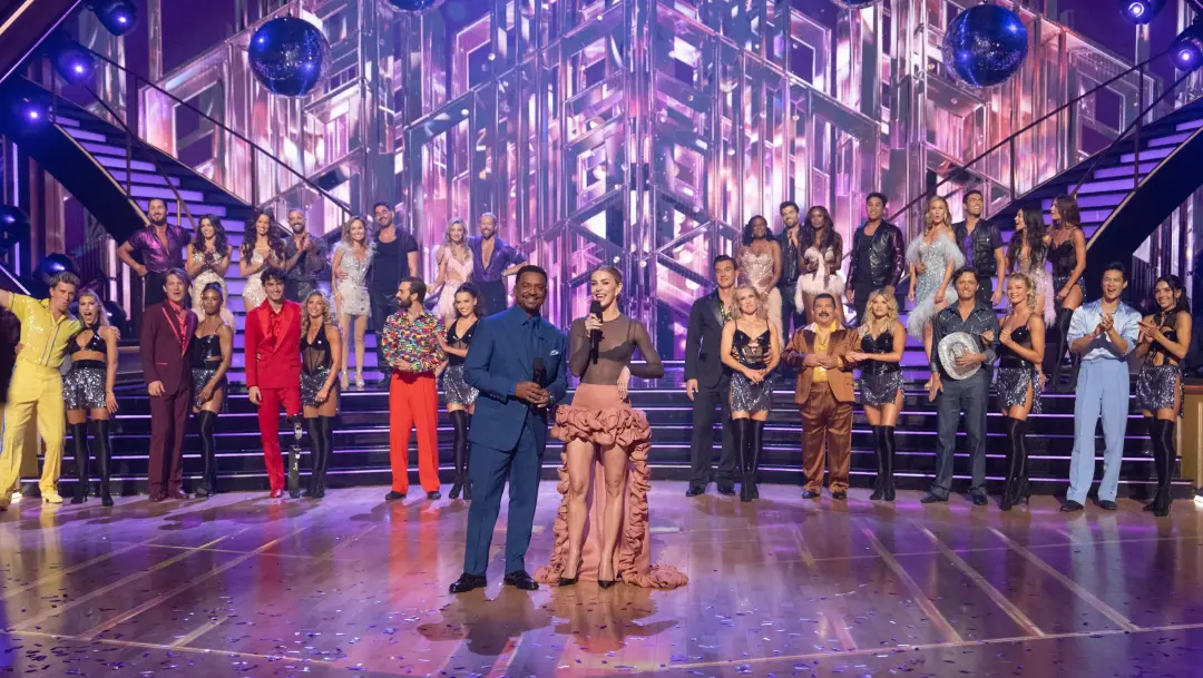 Season 35 de Dancing With the Stars tem um jeito específico de votação para mostrar apoio aos casais. A gente precisa s…