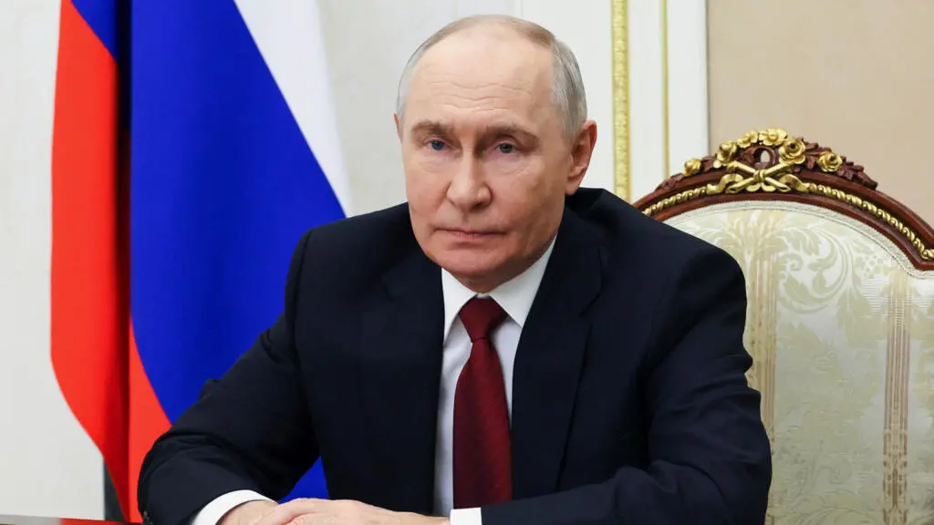 Vladimir Putin disse que a votação na eleição parlamentar russa é termômetro de apoio à guerra na Ucrânia. É a primeira…