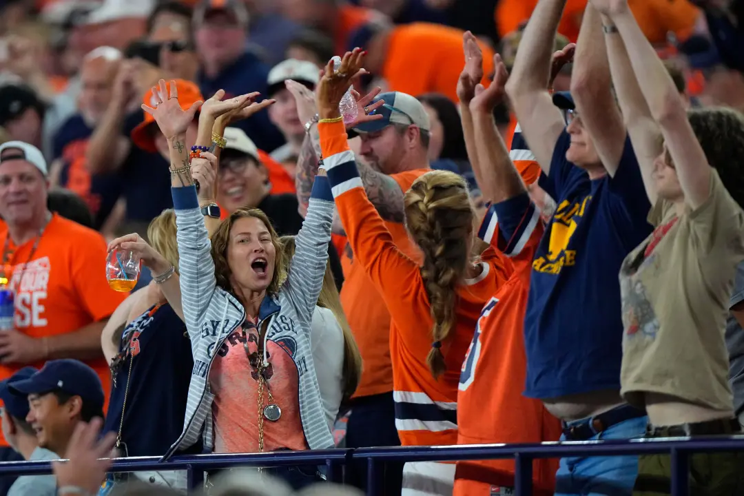 Cinco times da ACC, incluindo Boston College e North Carolina, vão jogar em casa no Syracuse JMA Wireless Dome na tempo…