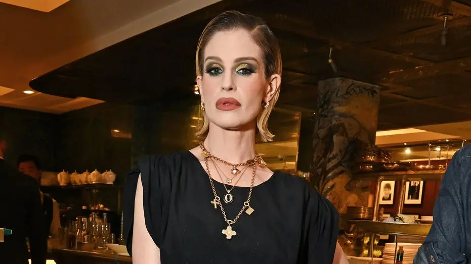 Kelly Osbourne falou sobre o afastamento da irmã Aimee, dizendo que ela não quis participar do programa Osbournes. Ela …