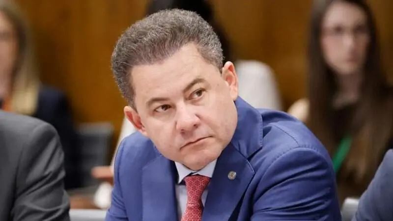 Deputado Cezinha de Madureira foi alvo da PF por suspeita de tráfico de influência em tribunais superiores. Isso mostra…