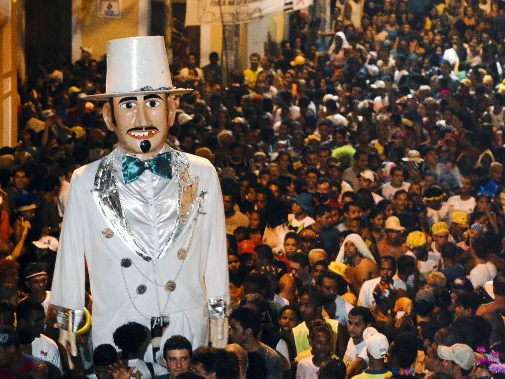 Olinda, PE, ganha reconhecimento do bloco Homem da Meia-Noite como cultura nacional. Mais oito propostas aprovadas pela…